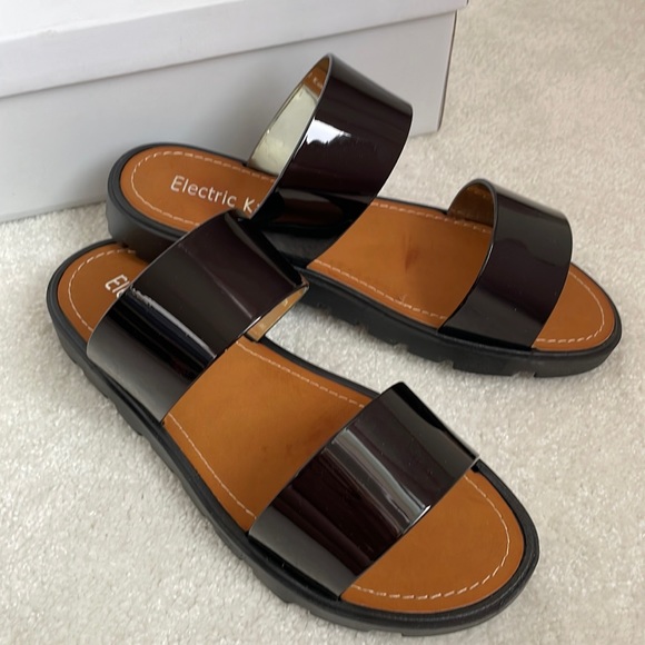 Electric Karma Shiny Black Chunky Two Strap Slide Sandal - Picture 2 of 7